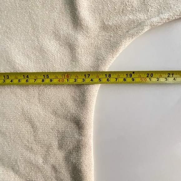 St. John Sport Wool Boat neck Blouse Sweater - Picture 9 of 11